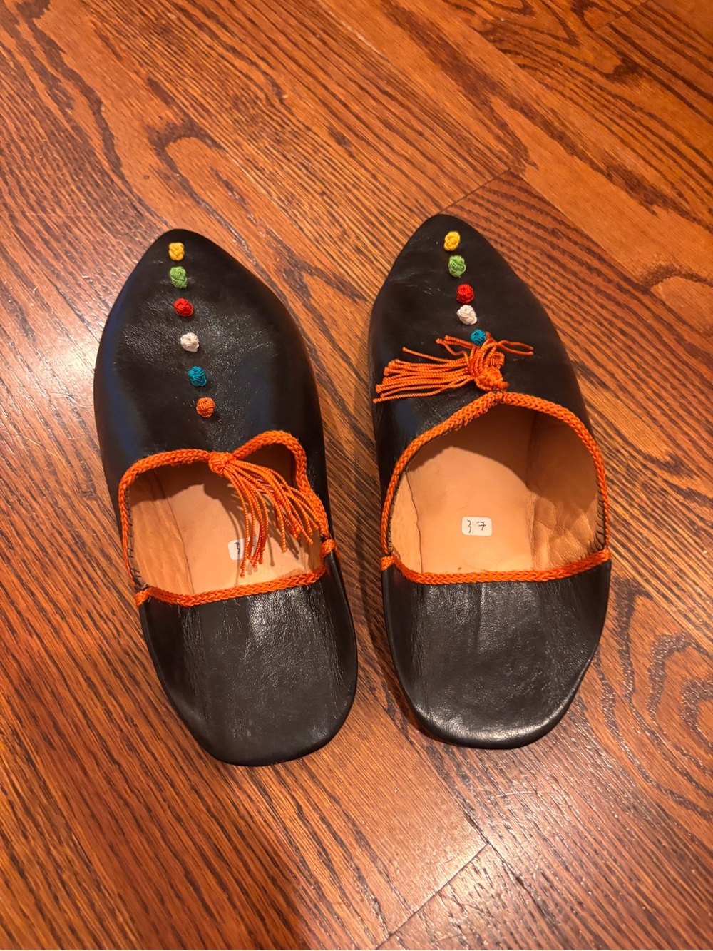 Black leather slippers (“babouches”) from Morocco. Size 5.5/6